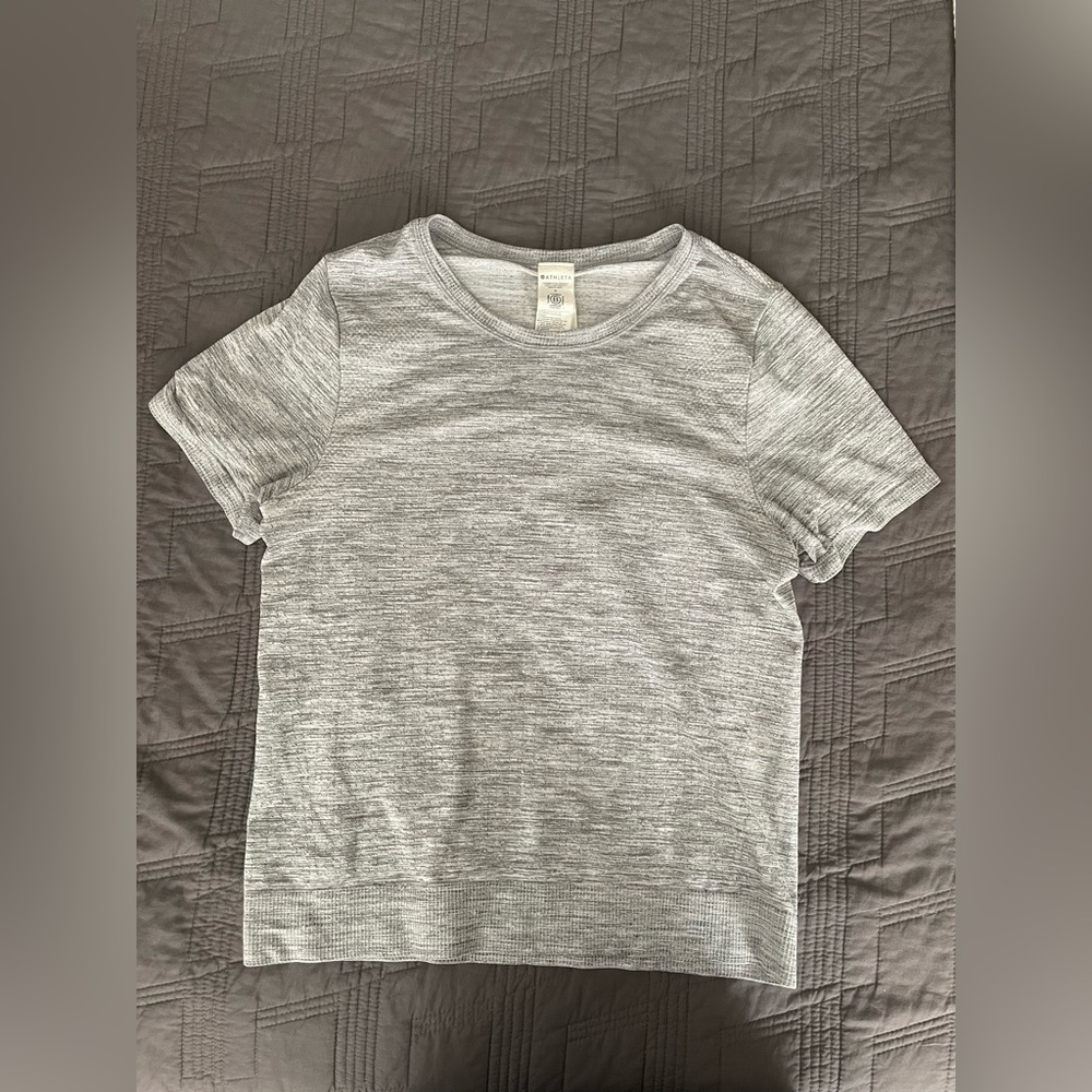 Athleta seamless shirt, gray, Medium